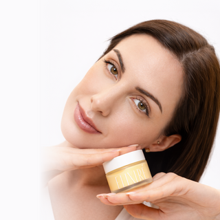 <tc>AGE CORRECT Q10</tc>nährende Gesichtscreme mit verkapseltem Q10, Peptiden und Reiskleieöl